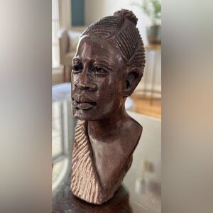 Shona Tribe Fruit Serpentine African Sculpture Statue Bust 8”, Roughly 4.5 lbs